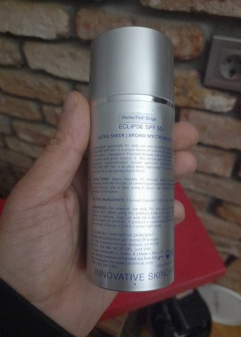 IS Clinical Kadın Güneş Kremi - Görsel 4