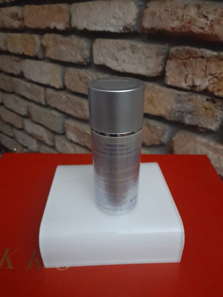 IS Clinical Kadın Güneş Kremi - Görsel 2