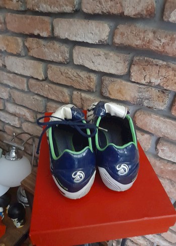 45 Beden beyaz Renk Adidas Predator Krampon 45.5 Numara