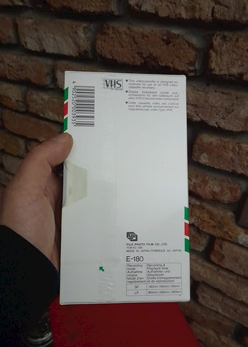 FUJI E-180 VHS Videokaset 258 Dakika - Görsel 3