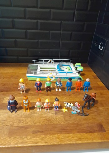 Playmobil Figürler ve Katamaran Toplu Satıştır