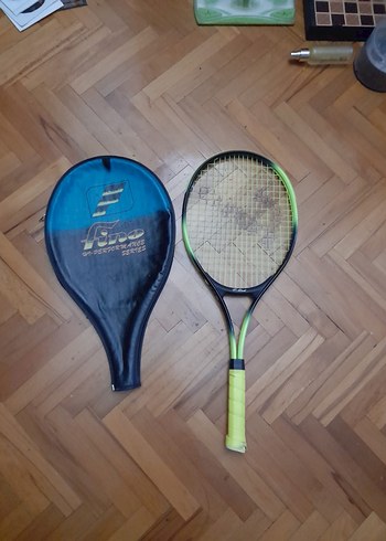 25 İnç Tenis Raketi ve Kılıf Seti