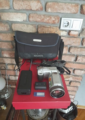 Sony Cybershot DSC-F717