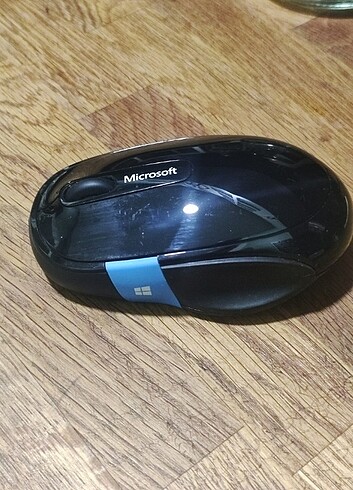 Microsoft sculpt comfort Bluetooth mouse 