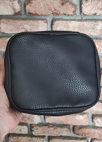Beden siyah Renk Furla deri el çantası