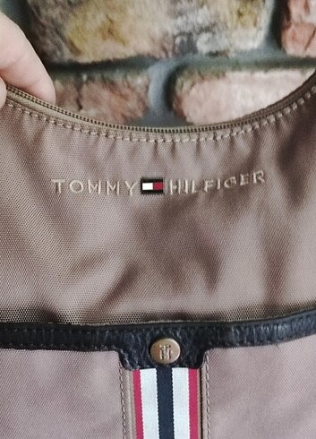  Beden Tommy Hilfiger Askılı çanta 