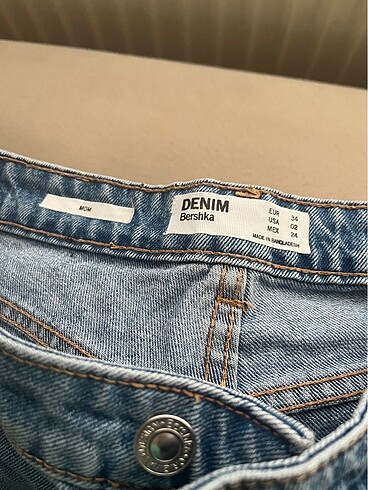 Bershka BERSHKA MOM JEAN