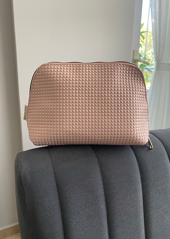 Beden Mademe coco makyaj çantası