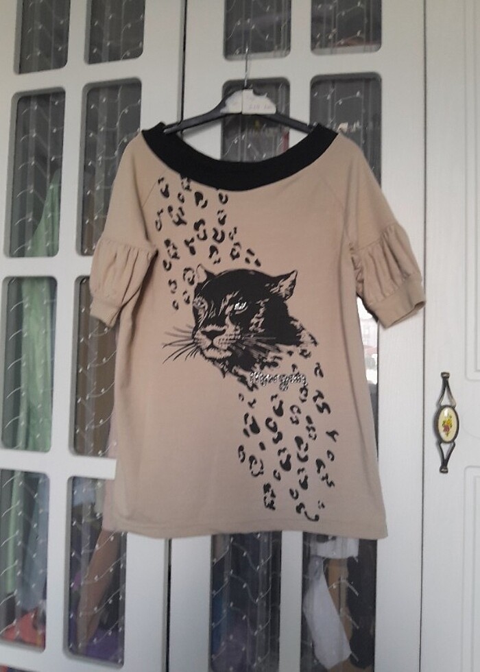 Taş detaylı leopar desenli bluz - Görsel 4