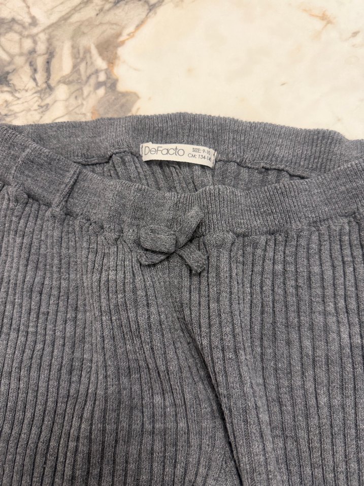 DeFacto gri renk triko tayt yumuşacık 9 10 yaş - Görsel 4