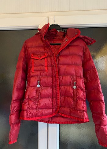 s Beden kırmızı Renk Moncler mont