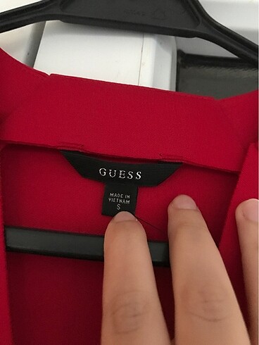 s Beden kırmızı Renk Guess