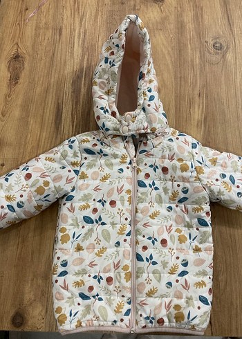 Kız Çocuk Kapüşonlu Baskılı Mont - Görsel 2