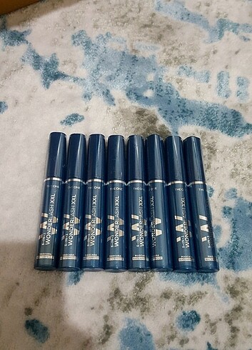 Wonderlash waterproff maskara 