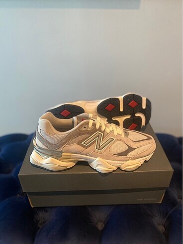 New Balance 9060 Rain Cloud Grey