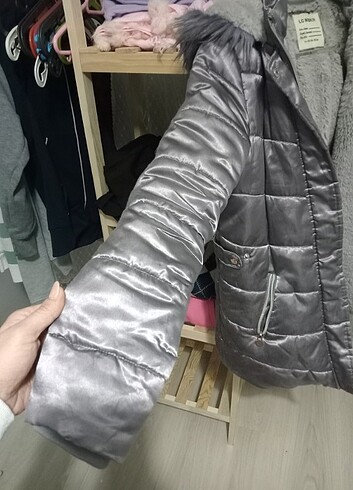 11-12 Yaş Beden LC Waikiki kız çocuk mont