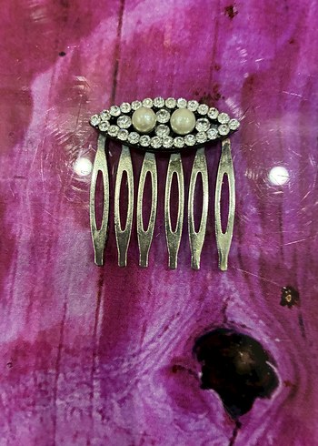 İnci ve Taşlı Metal Saç Tokası - Görsel 3