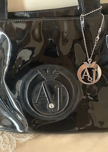 Parlak Siyah Deri Kadın Çanta - Görsel 2