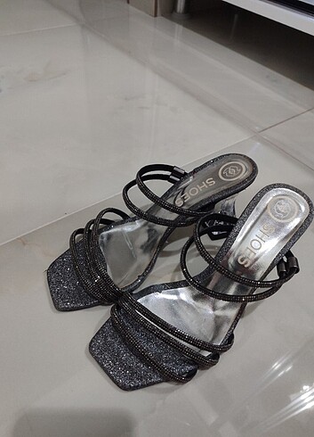 Topuklu ayakkabı - Görsel 7