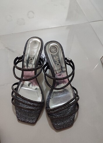 Topuklu ayakkabı - Görsel 8