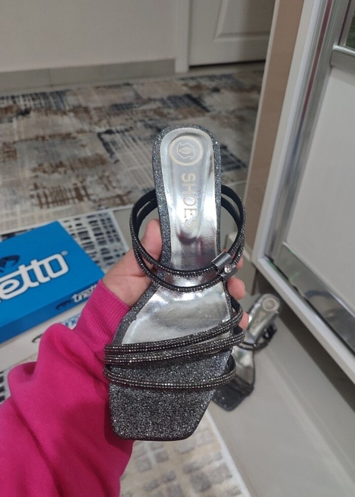 Topuklu ayakkabı - Görsel 5