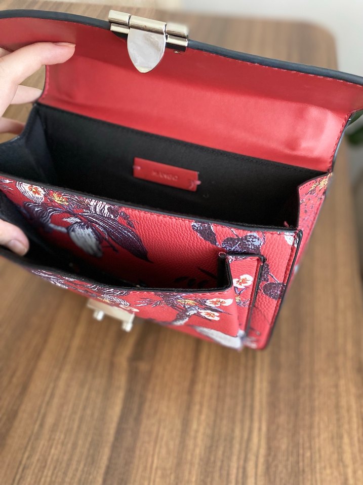 Çiçek Desenli Zincir Detaylı Kadın Deri Çanta - Görsel 2