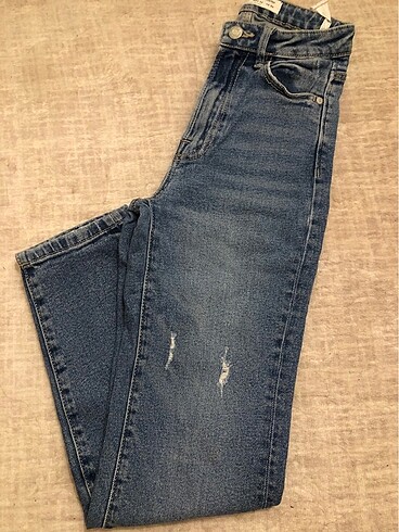 Stradivarius Slim mom jean