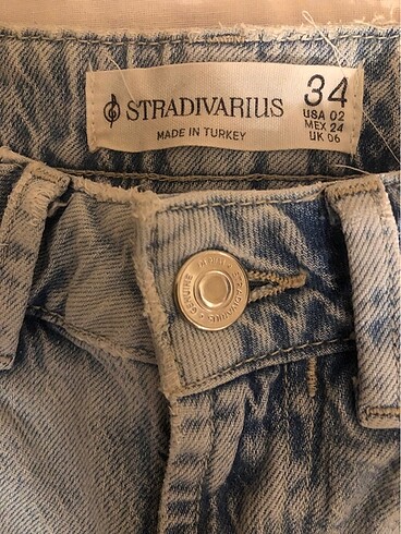 34 Beden Stradivarius şort