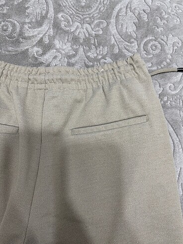 Zara Erkek Havuç Tipi Pantolon Krem - Görsel 2