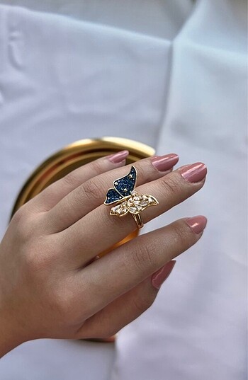 Diğer KELEBEK SWAROVSKİ TAŞ DETAYLI GOLD AYARLANABİLİR YÜZÜK