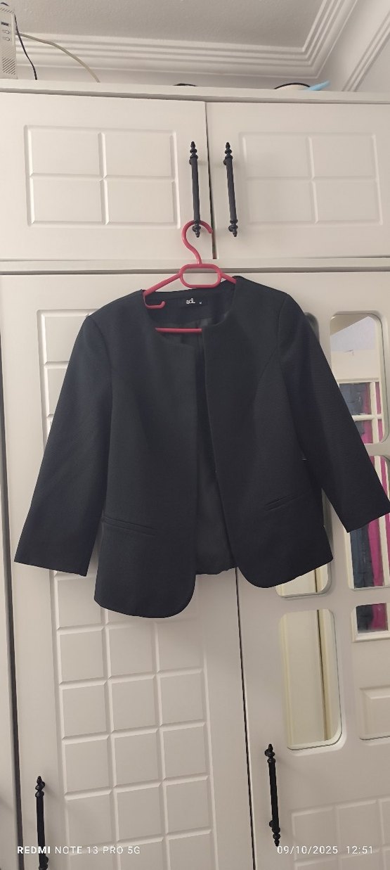 Siyah çeket - Görsel 2