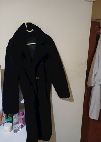 Siyah Düğmeli  Kadın Kaban - Görsel 2