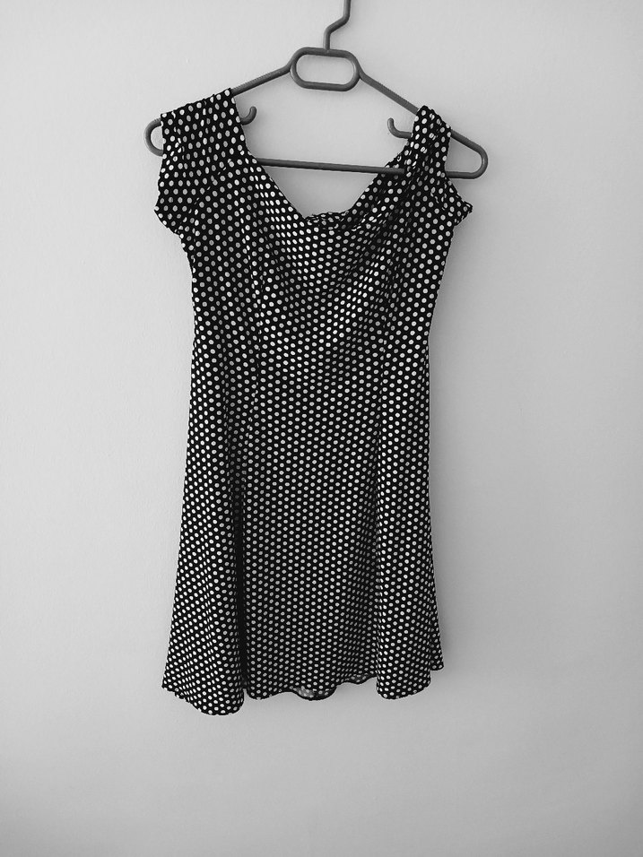 Puantiye Desenli Drapeli Midi Elbise - Görsel 2