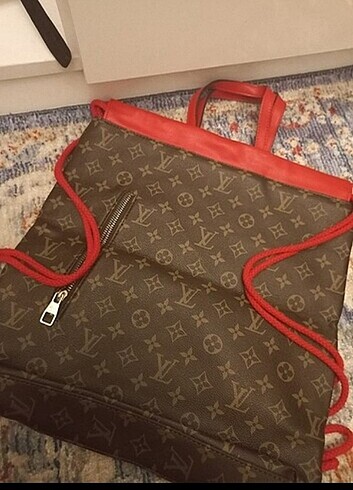 Louis Vuitton Canta