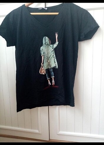 Koton siyah baskılı tshirt m beden 