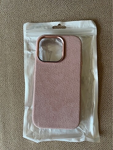 İphone 13 pro kılıf pembe