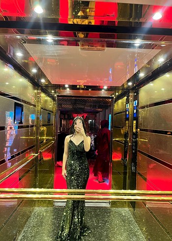 Haki yeşili pul payet yanar dönerli abiye - Görsel 4