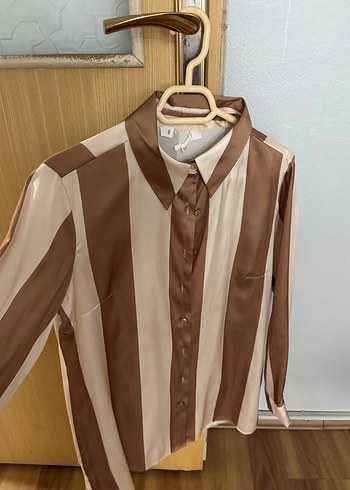 Bej Çizgili Uzun Kollu Kadın Gömlek - Görsel 2