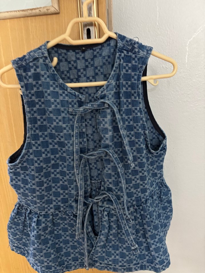 Düğmeli Halter Yaka Denim Yelek - Görsel 2