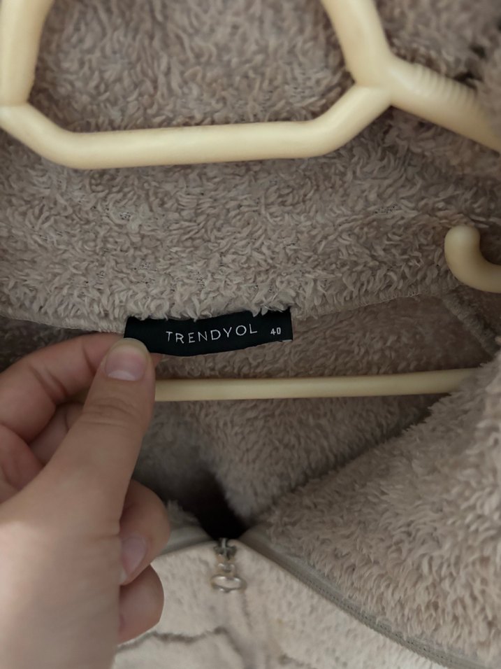 Bej Peluş Kısa Kadın Ceket - Görsel 4