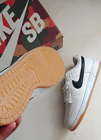 Nike Nike DUNK LOW Beyaz siyah --- 36 no