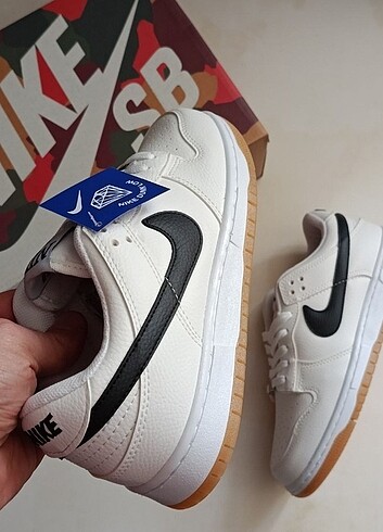 Nike Nike DUNK LOW Beyaz Siyah ---- 42 no