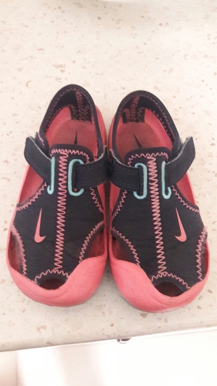 Nike sandalet