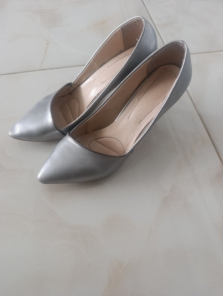 Gri Minimalist Stiletto Topuklu Kadın Ayakkabı - Görsel 2