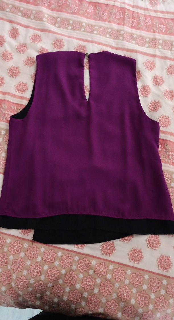 Mor V Yaka Kolsuz Drapeli Bluz - Görsel 2