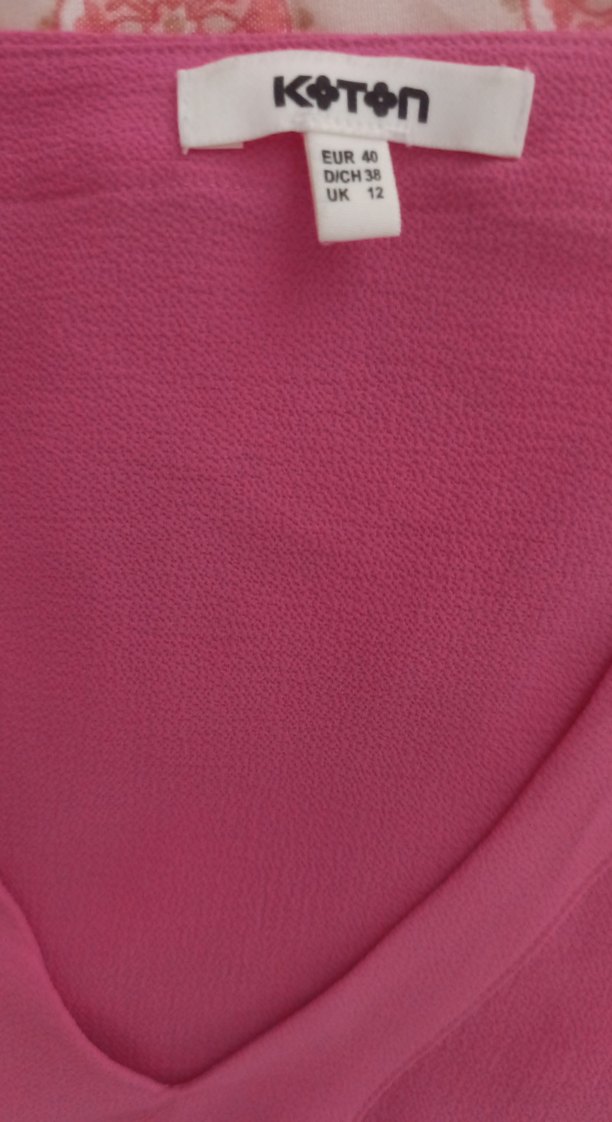 Pembe V Yakalı Salaş Kolsuz Bluz - Görsel 3