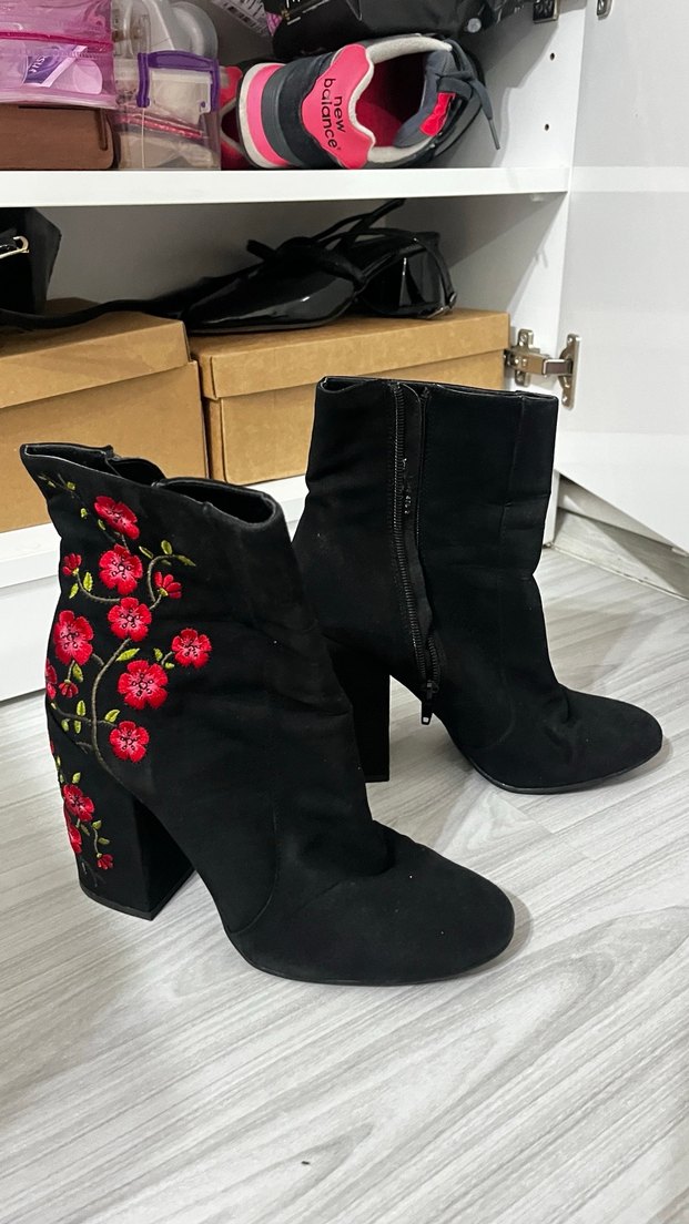 Nakışlı  Siyah Süet Kadın Bot - Görsel 3