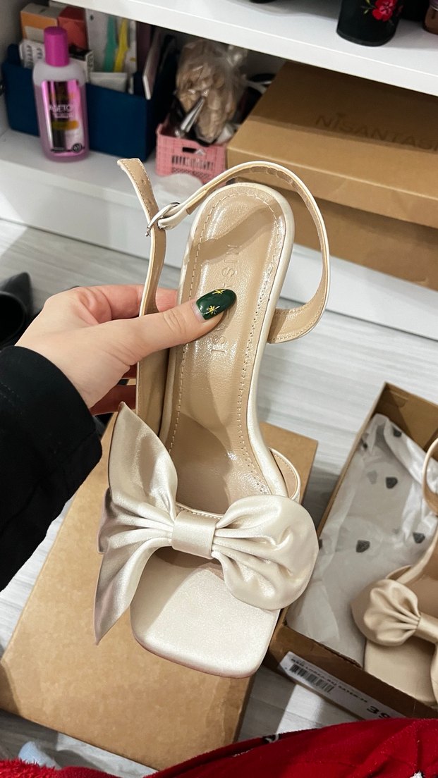 Bej Fiyonklu Kadın Topuklu Ayakkabı - Görsel 5