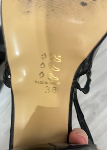 Siyah Rugan Stiletto Tokalı Kadın Ayakkabı - Görsel 6