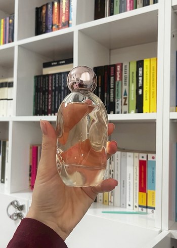 Kylie Jenner Cosmic Kadın Parfümü 100 ml - Görsel 2